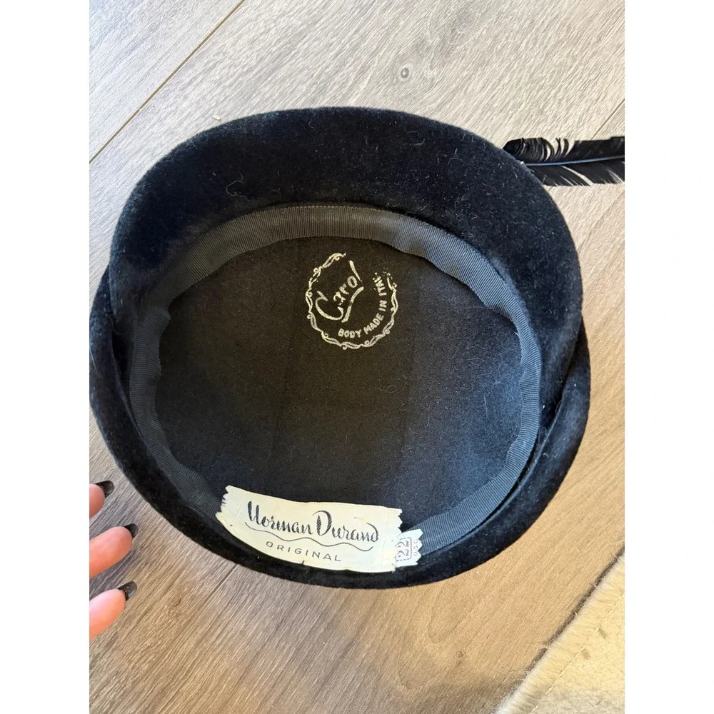 Vintage Norman Durand Wool Cloche Hat Black‎ Feather Detail Made Italy
